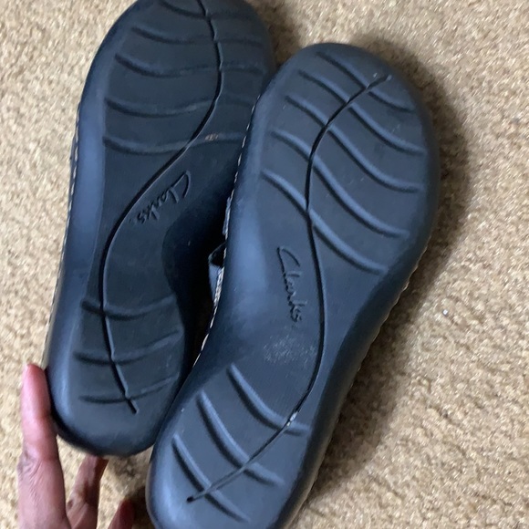 Clark’s 6 1/2 black - Picture 2 of 7